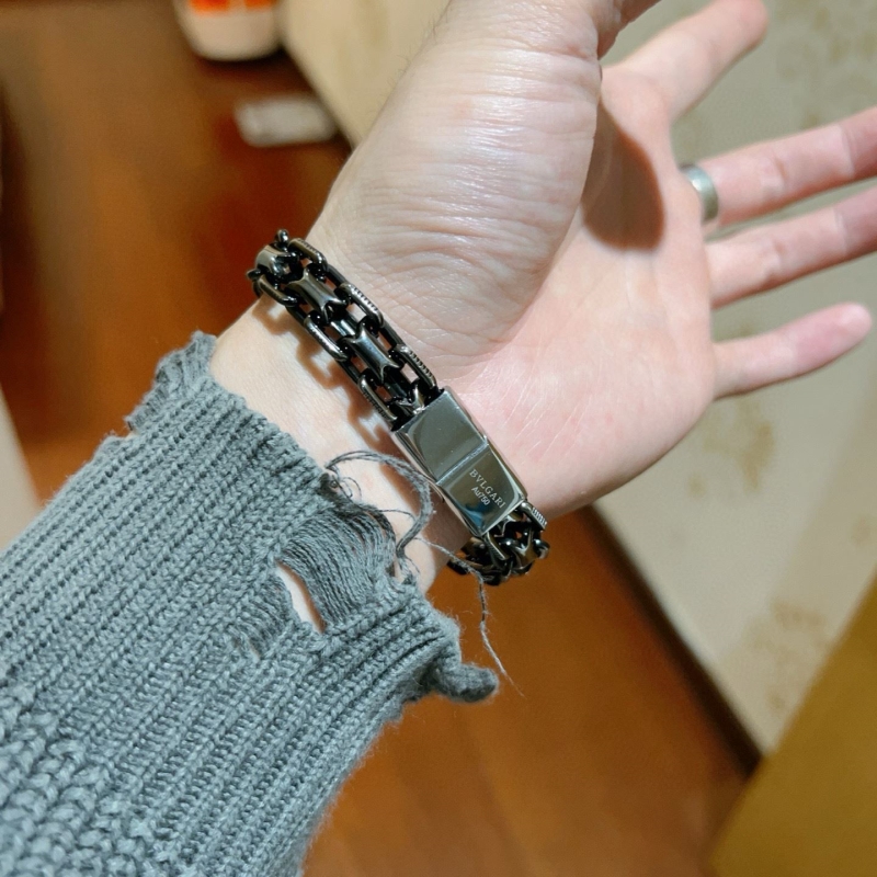 Bv1g*ai bracelets